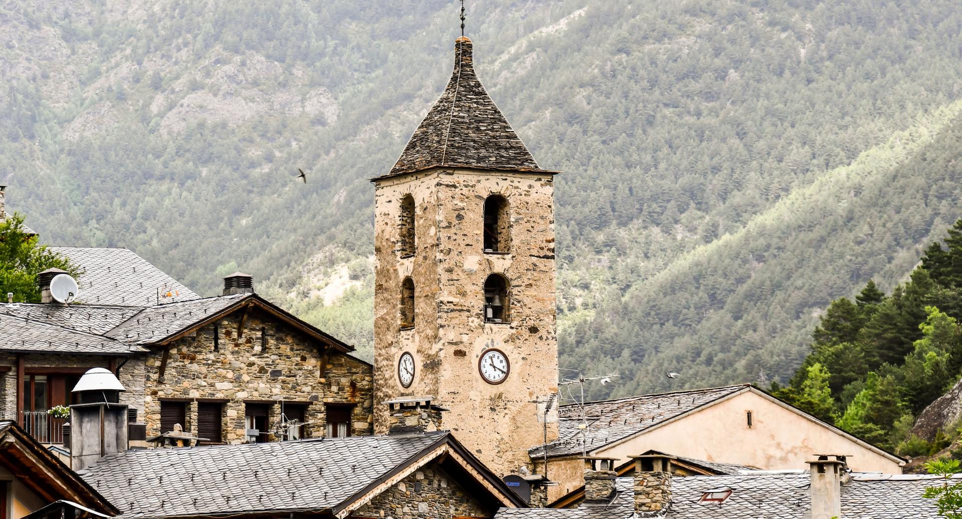 Descobrint l'arquitectura i la història d'Andorra